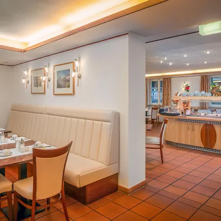 Hotel Passauer Wolf 4*