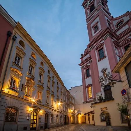 Passauer Wolf 4* Пассау