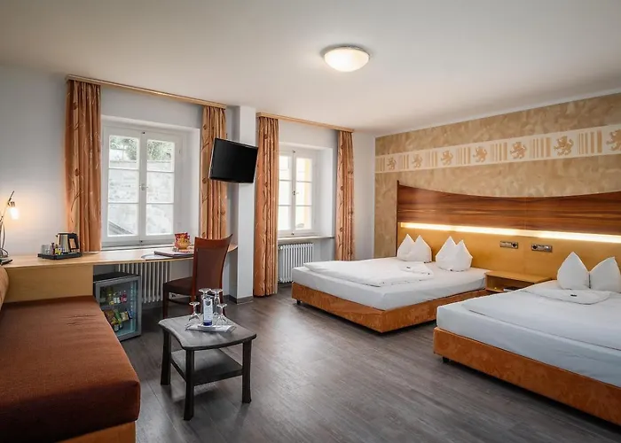 帕绍沃弗酒店 酒店