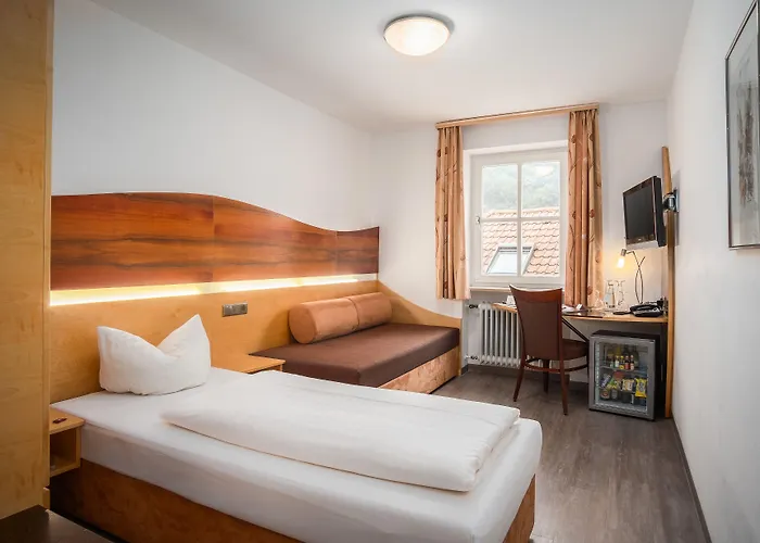 Готель Passauer Wolf